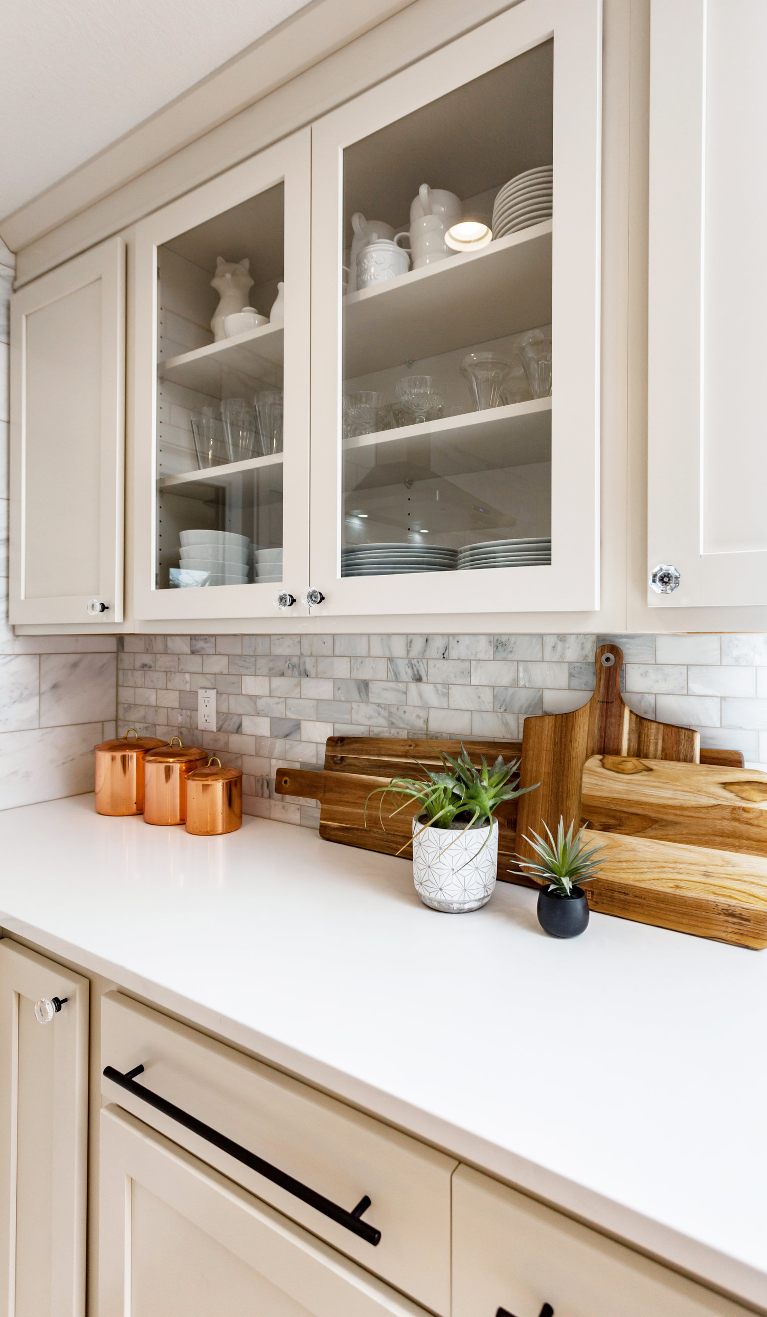 Leu Interiors Leu Interiors