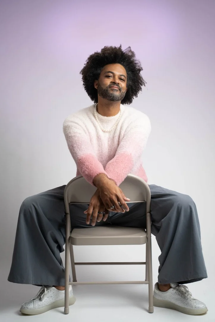 Happy Debut-Album Eve