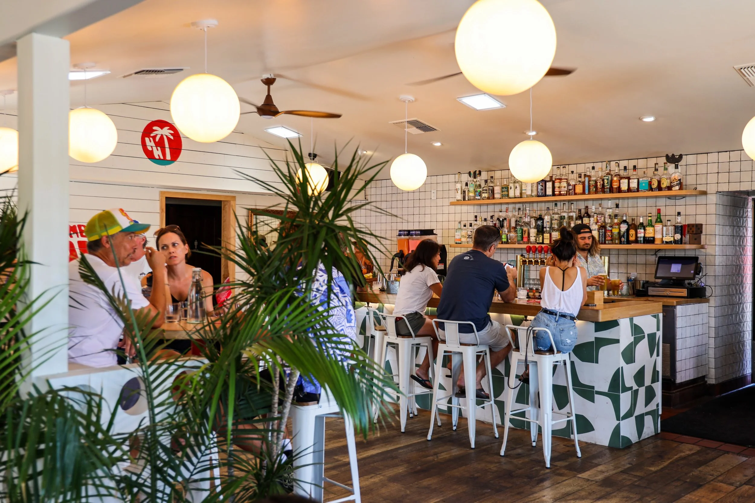 Hamburger Hut with Ru Ramo