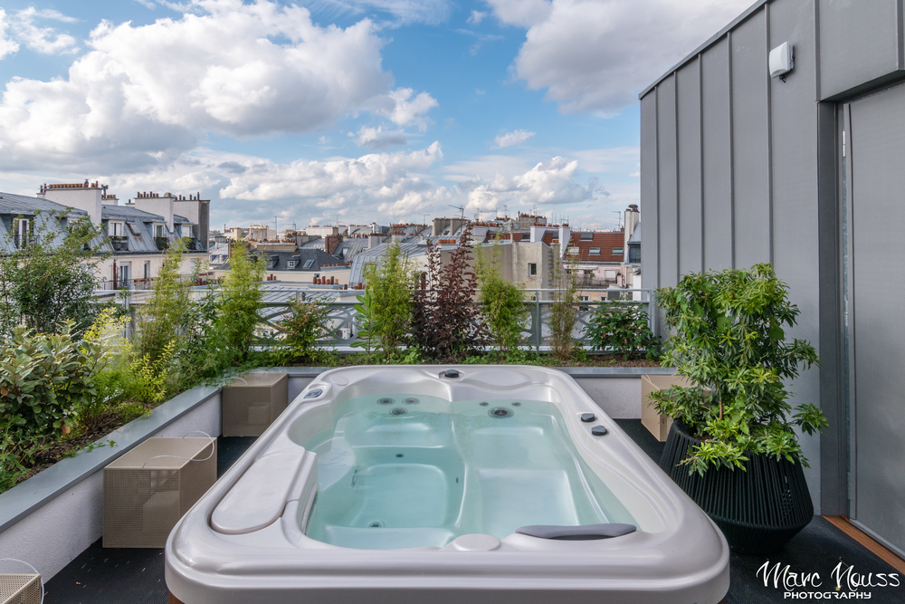  Spa Bath on the balcony 