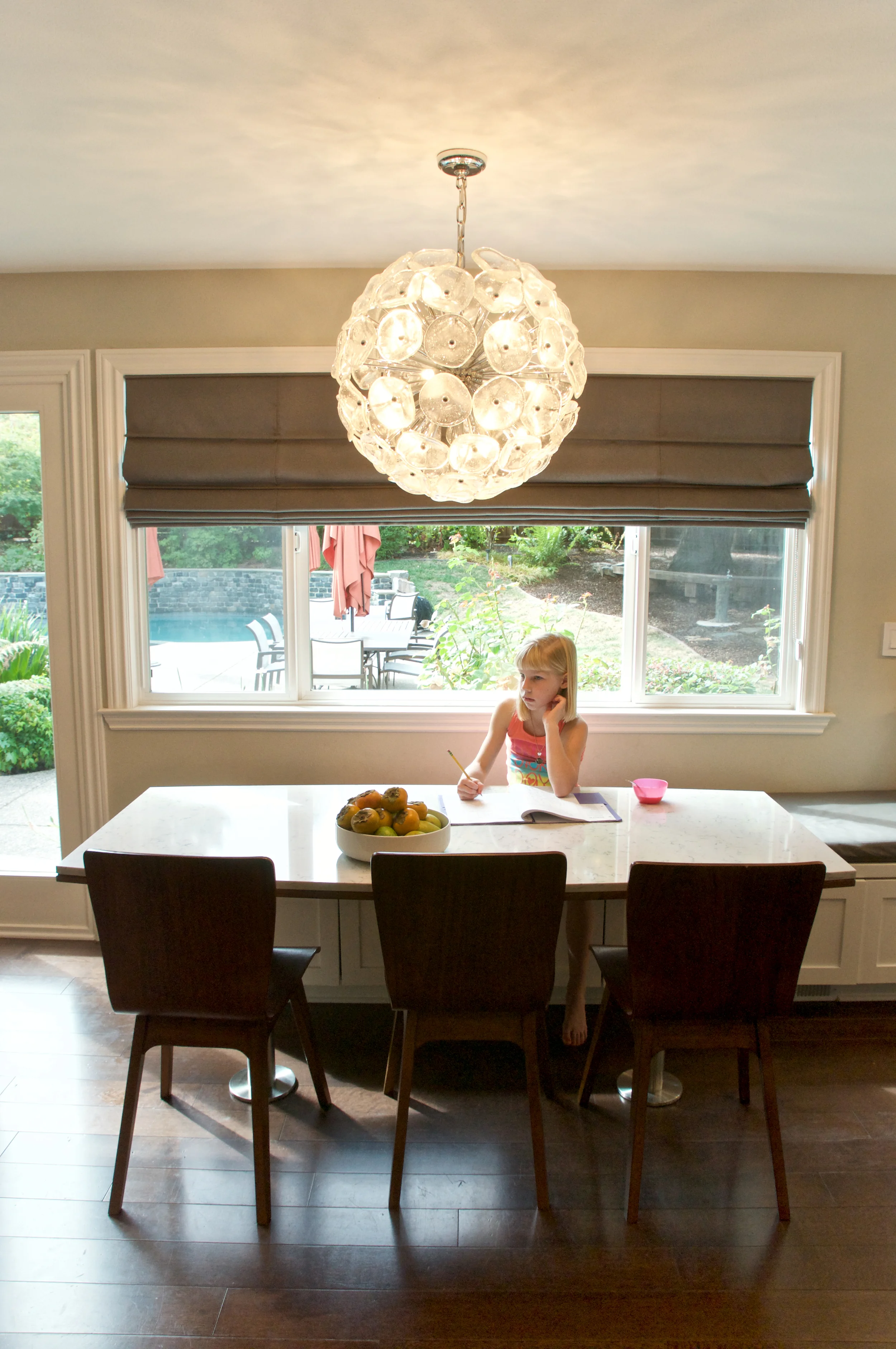 243-kitchentable.jpg