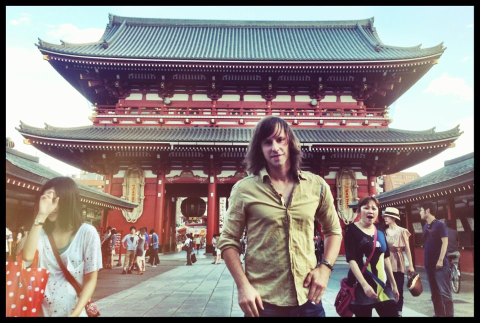 The Sonic Universe, a.k.a. Alex Arndt visiting Tokyo temple while on music tour