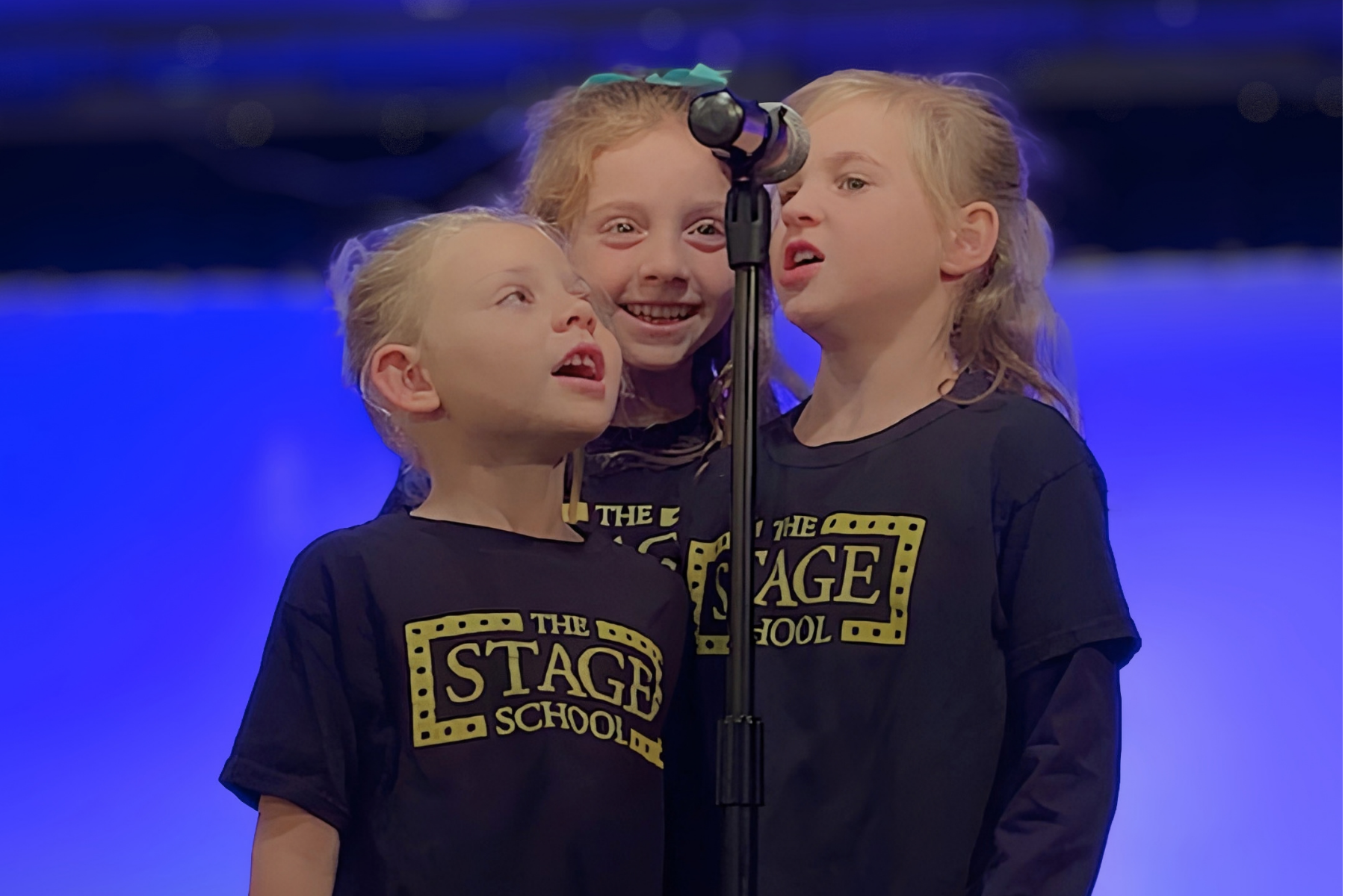 Singing Girls.png