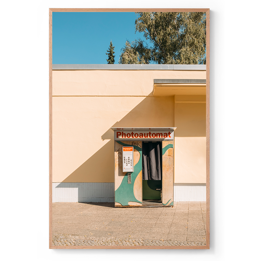 Frame_800x1200_Natural.png