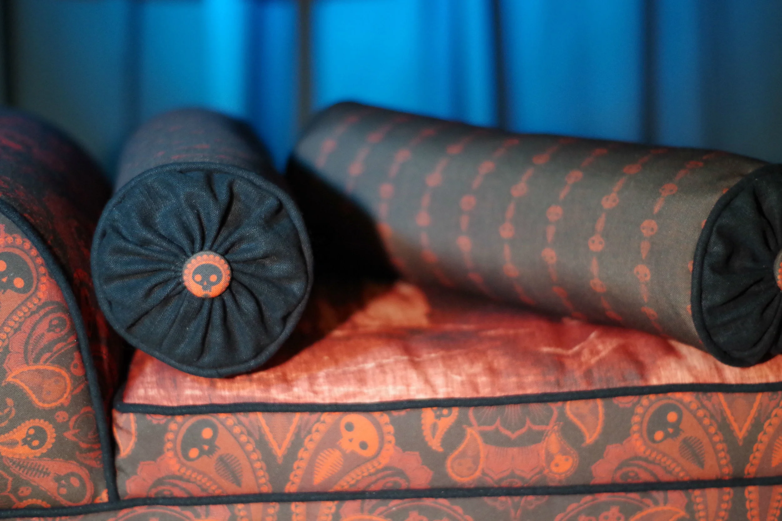 PaisleySkullBolster02b.jpg