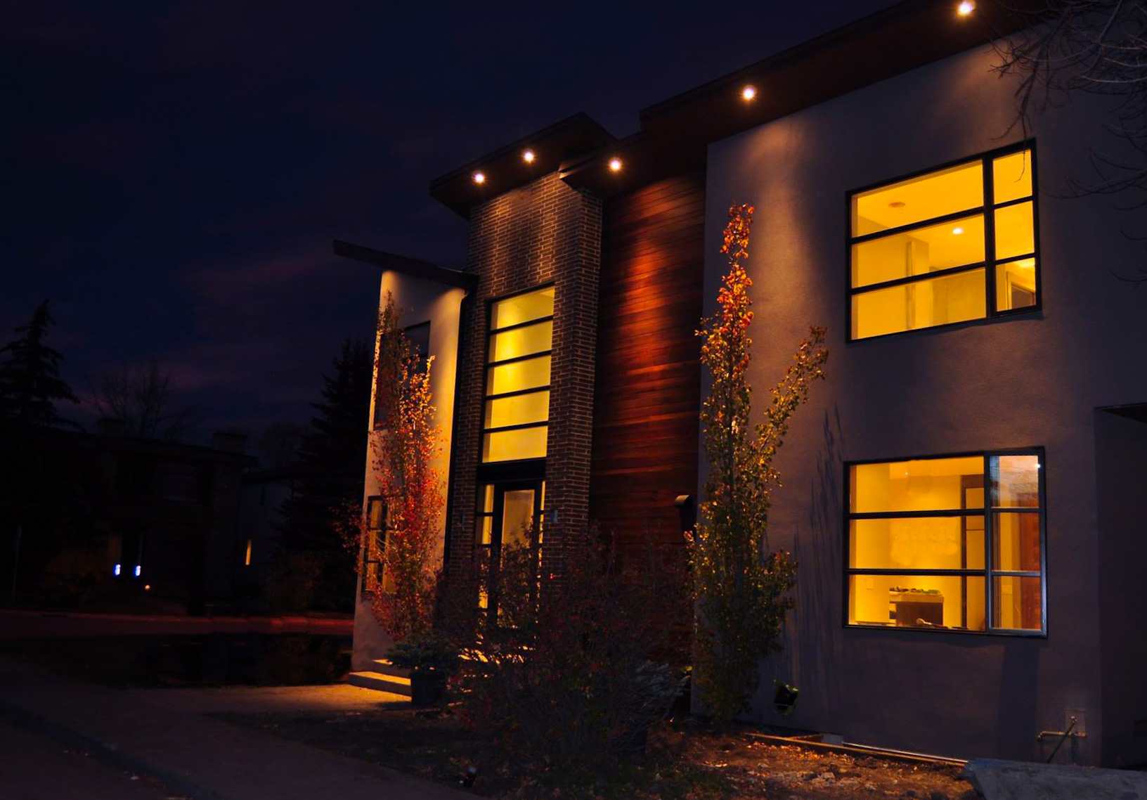 Adolfo & Dario @ night2edited.png