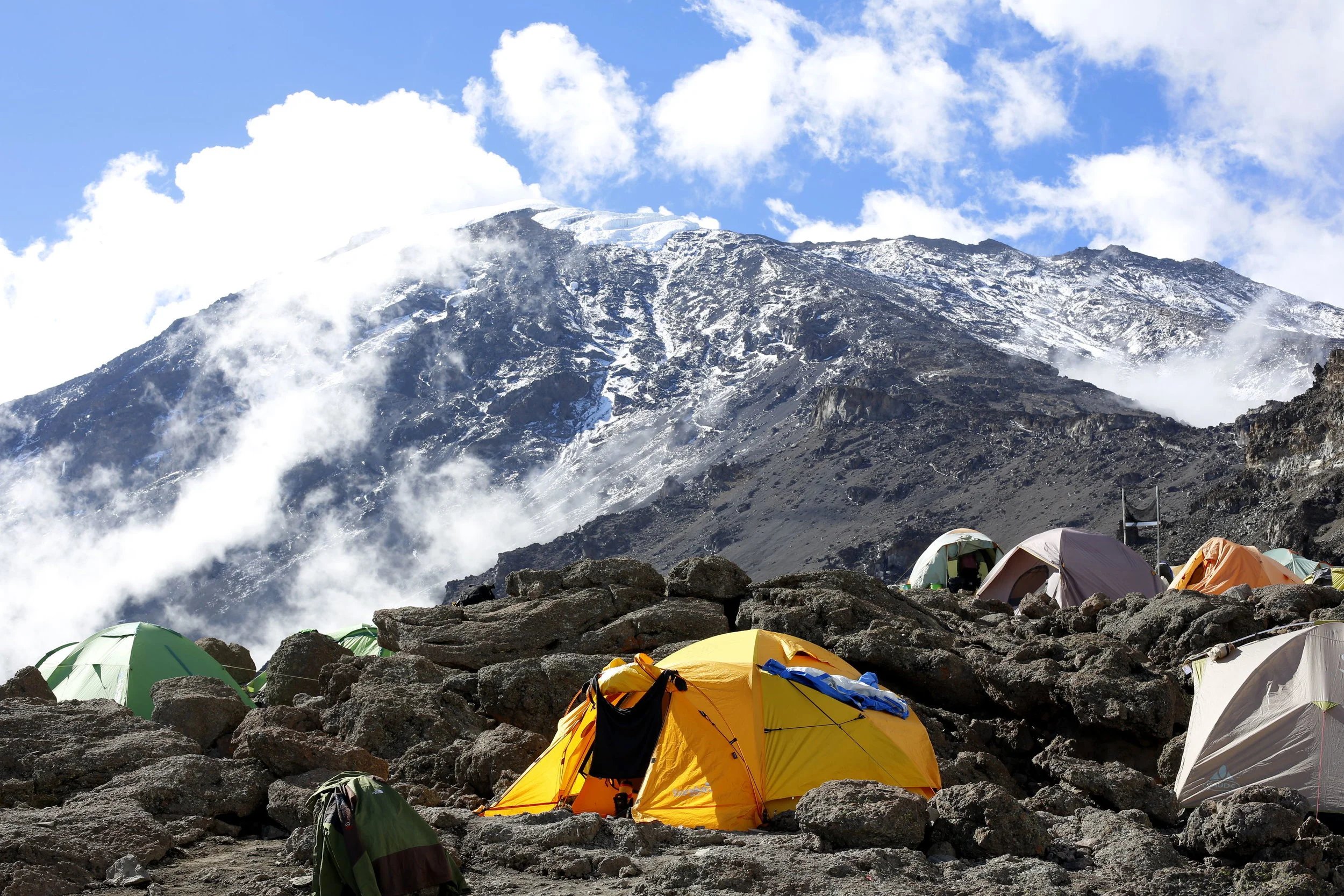 Camp Barafu