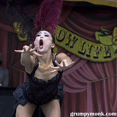 Maki Shinagawa with Butoh company Vangeline Theater at Howl! Festival
