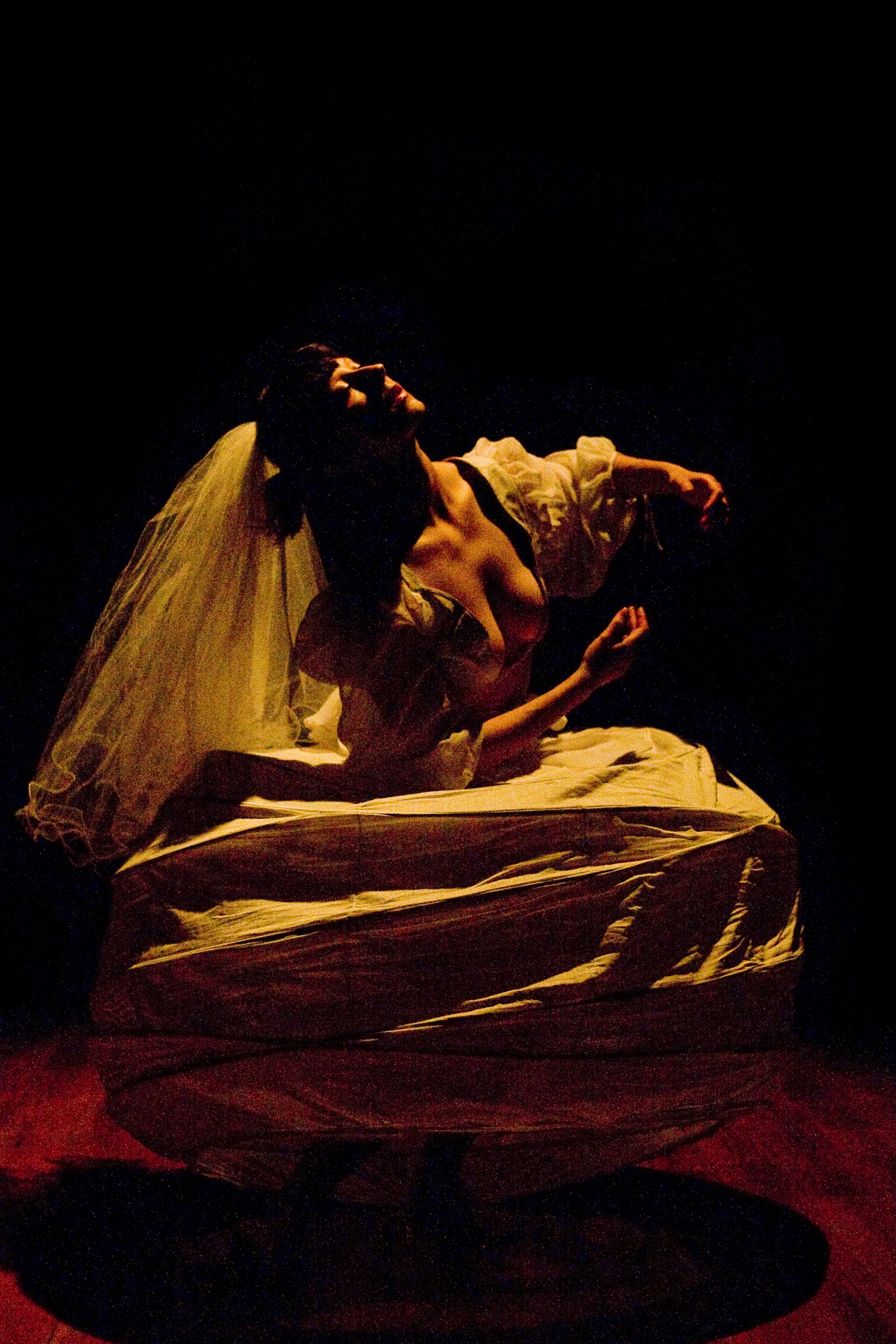 Vangeline at White Wave- Cool New York Festival 2008 - "l'amoureuse" - photo Yi Chun Wu