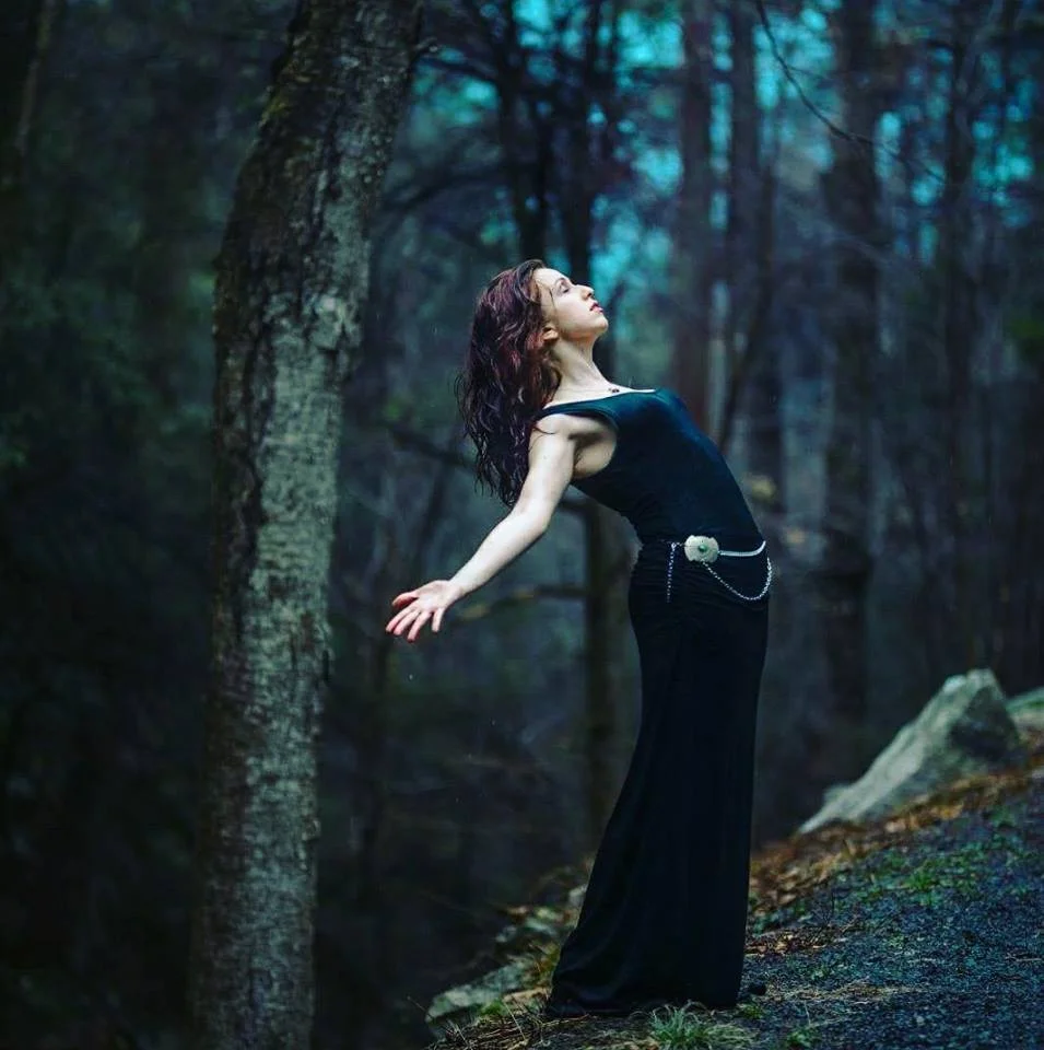Yazmin Gonzalez Desire: A navigation through the forces of desire as they affect our body and mind. Photo by Nimajus Bagdonavicius.