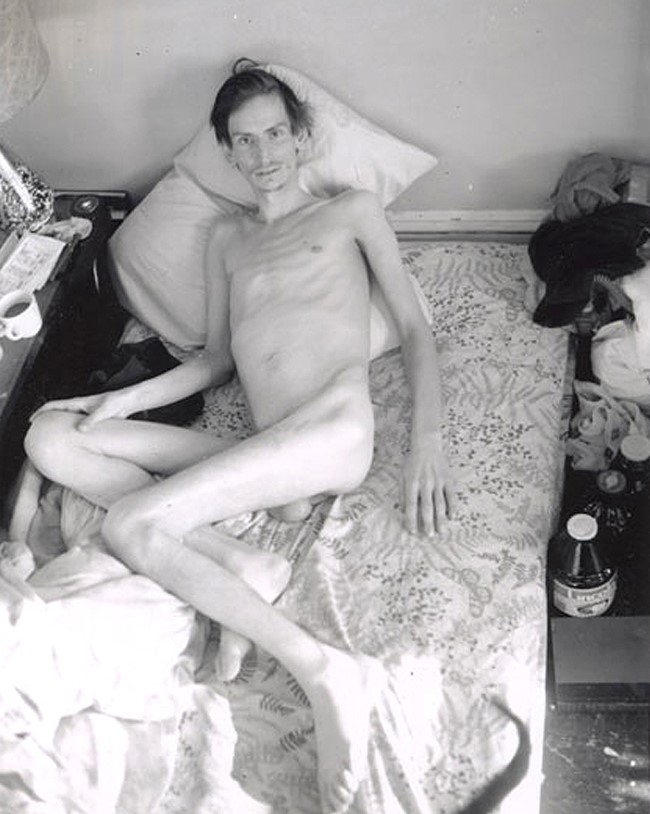 Image 6: Mark Morrisroe – Untitled (Self-Portrait) , 1989. T-665 Polaroid. Estate of Mark Morrisroe (Ringier Collection), Fotomuseum Winterthur, Switzerland.