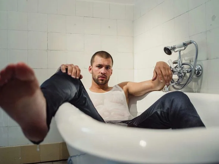 9b81c5f576000d212c7dc84b1b14e1dd--wet-jeans.jpg