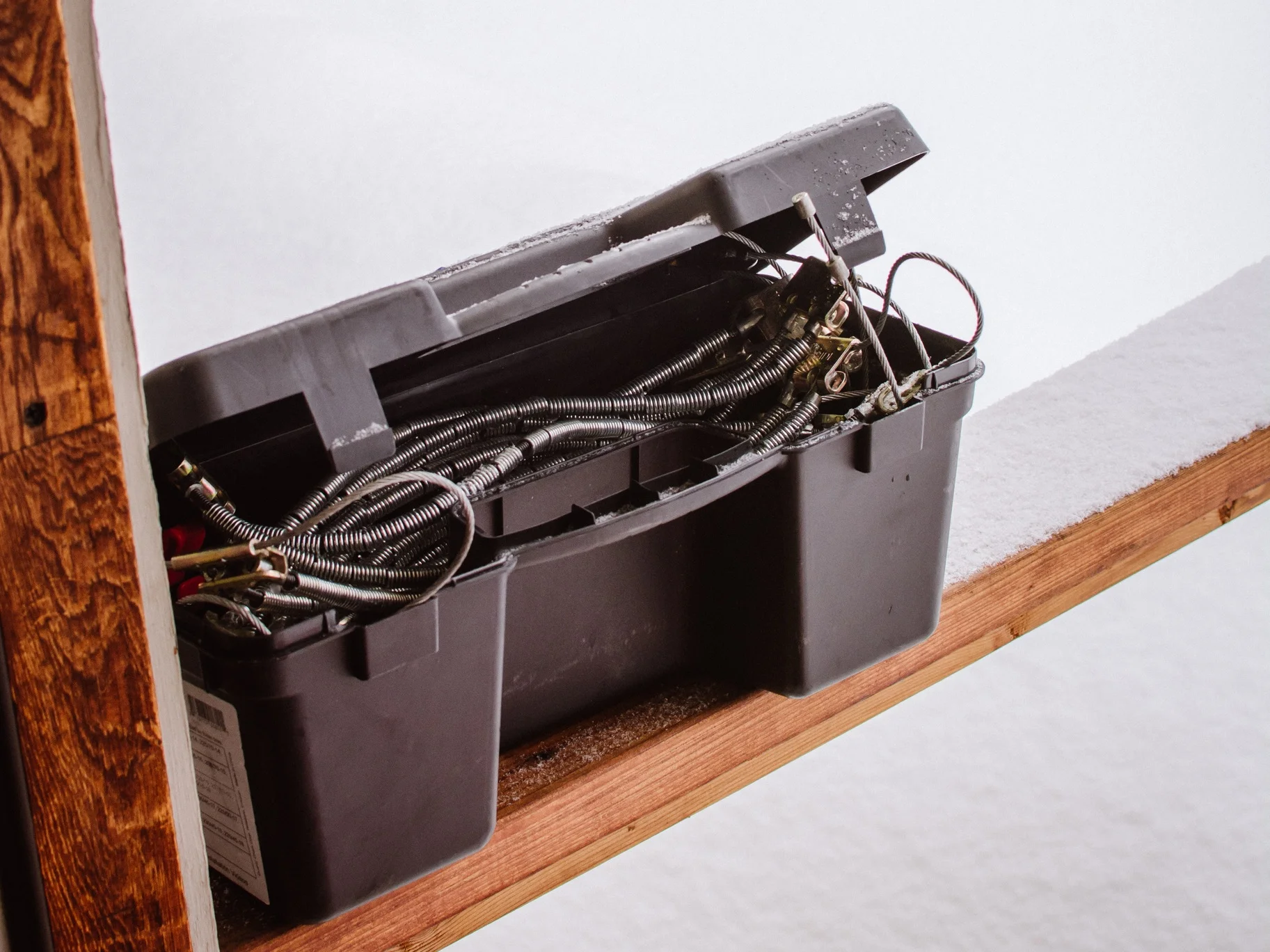 The infamous chains.