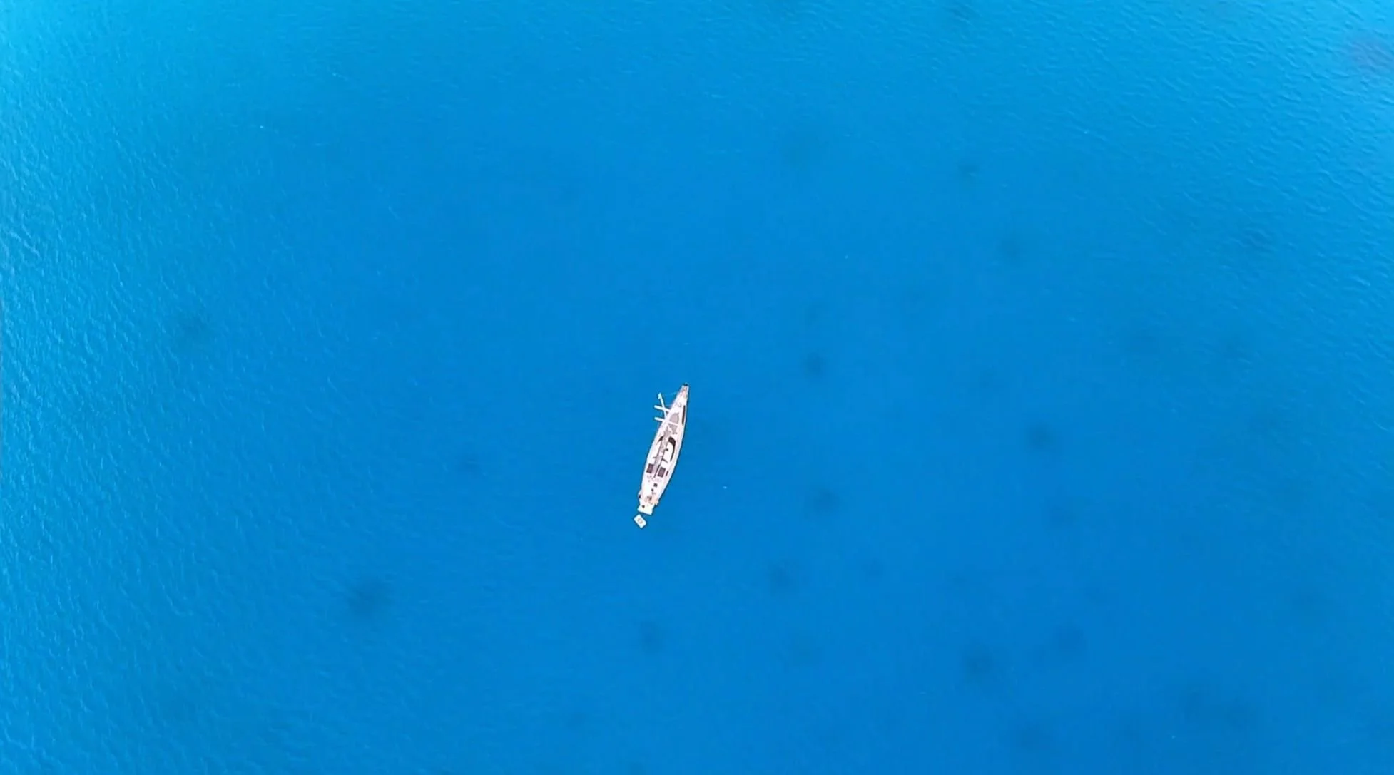 Minerva Reef(1954X1087).jpg