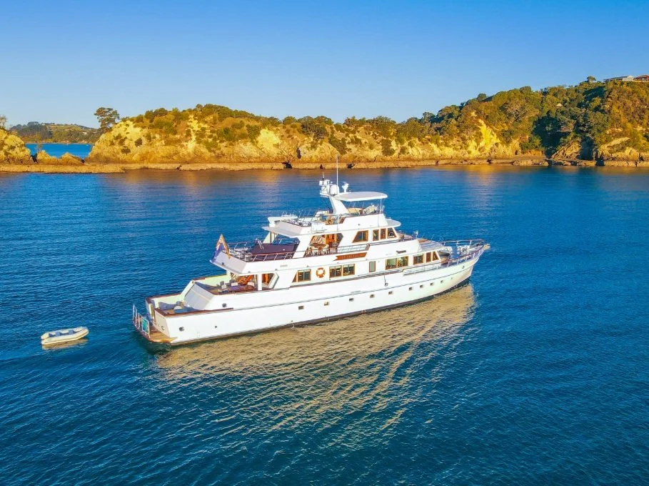 Super Yacht Sea Breeze Ill Ocean Sailiing Expeditions 06.jpg