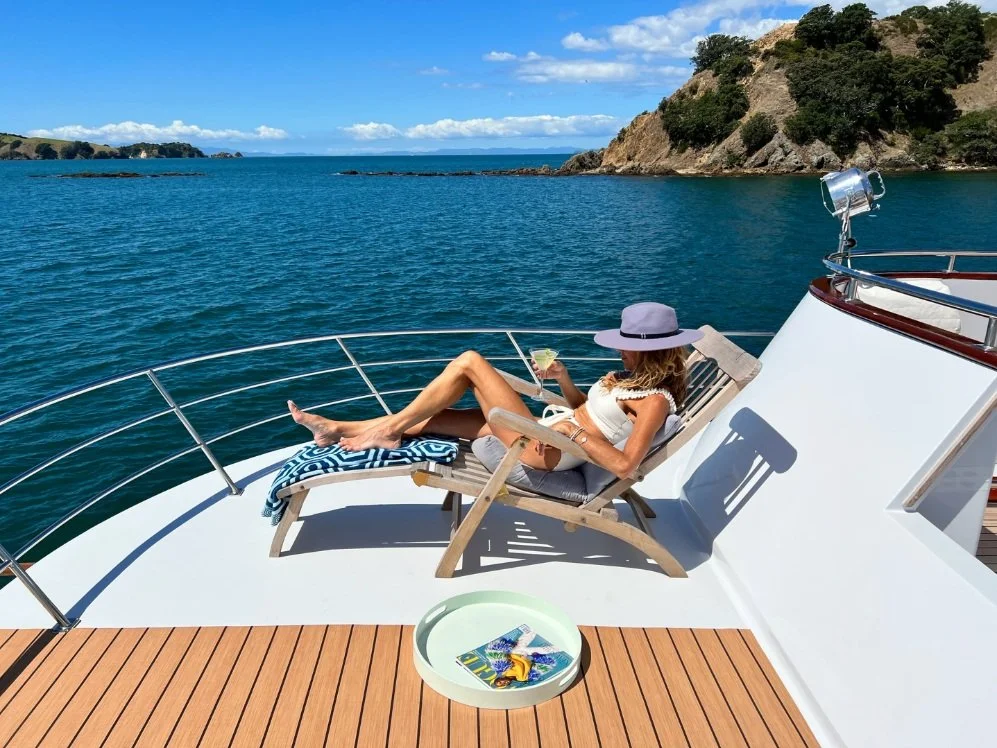 Super Yacht Sea Breeze Ill Ocean Sailiing Expeditions 12.jpg