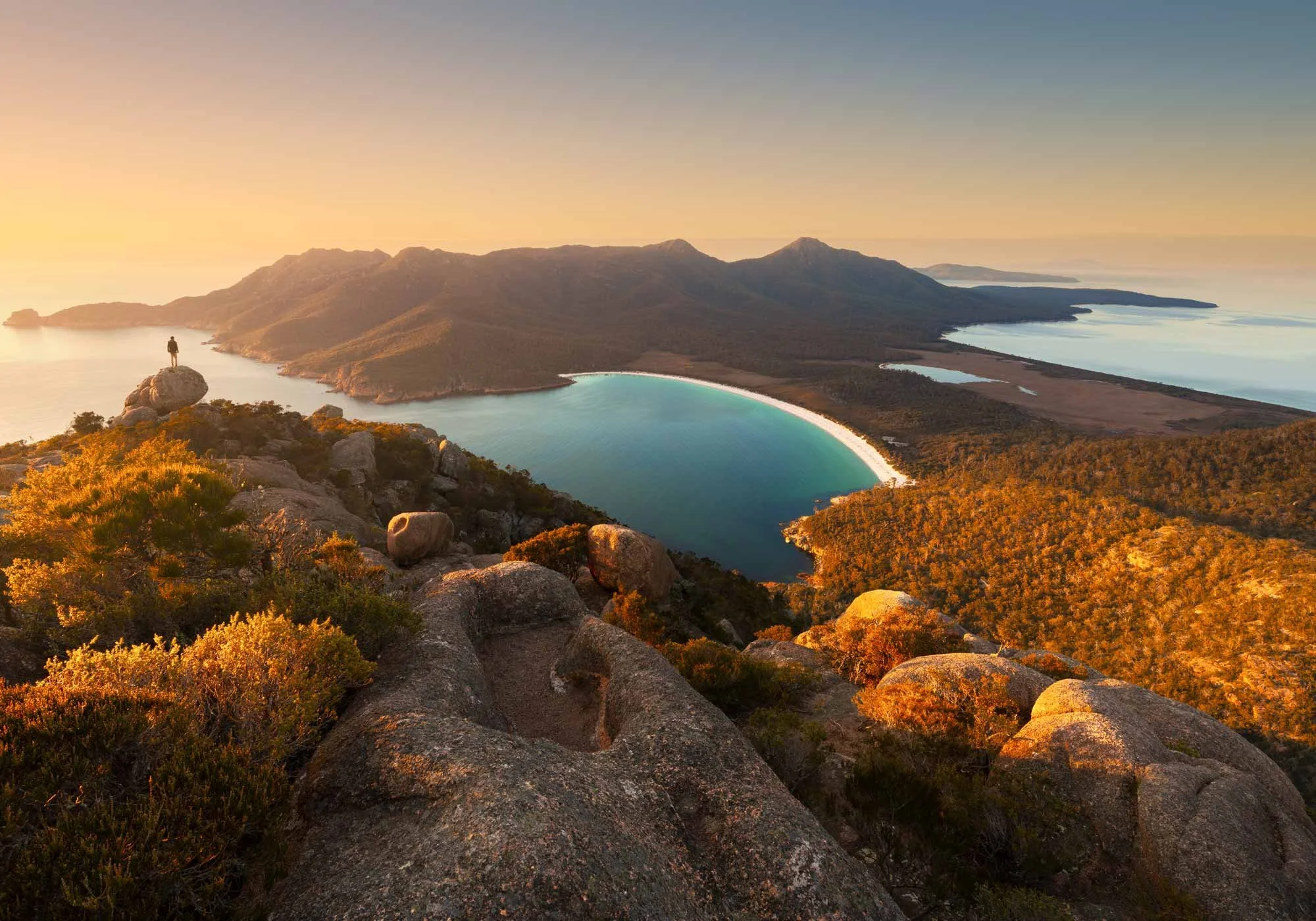 wineglass-bay-Tasmania.jpg