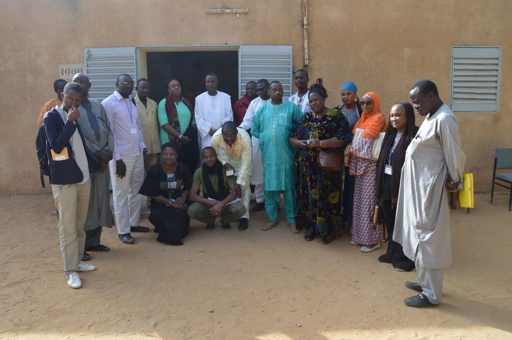 Pendant la formation, les autorités de Balayara et l’ONG GAGE ont accueilli la délégation du PLS pour la visite de terrain Officials from Balayara and NGO GAGE welcomed the SLP group for a field visit during the intensive training