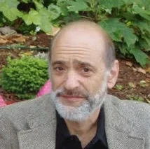 daniel perlman headshot.jpg