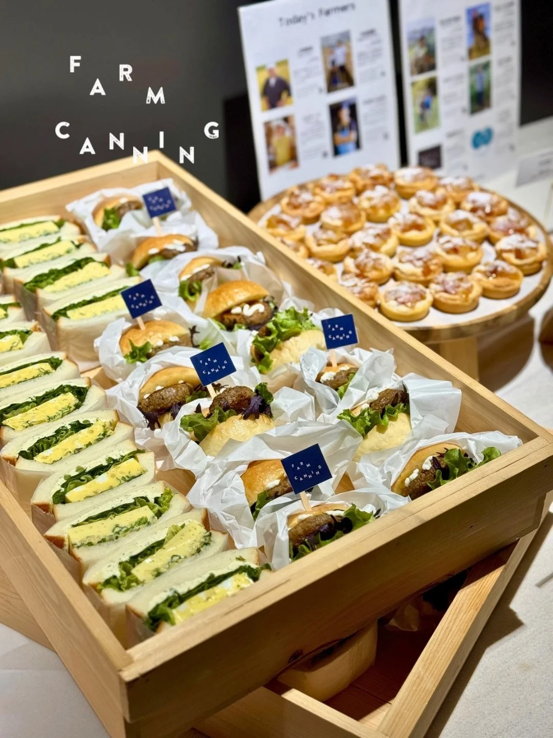 【CUSTOM MADE】

イベントの目的に合わせて、
メニューも提供方法もオーダーメイド。

旬の食材を使い、
まるで畑を持ち込んだような華やかな食卓を演出します。

立食ならフィンガーフード、
ランチならしっかりしたお食事など、
シーンに合わせてご提案します。

その時いちばん美味しいものを、いちばん美味しい形で。