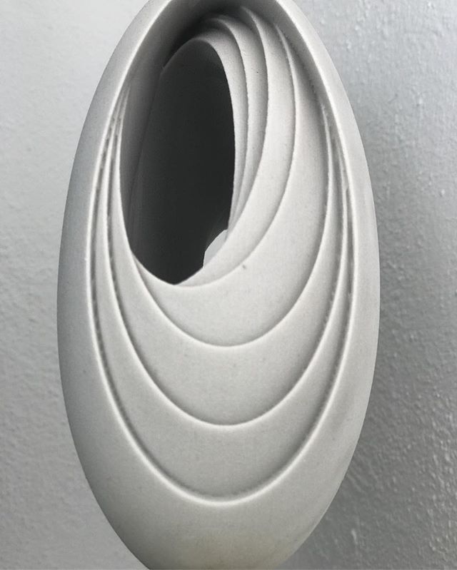 The wave barrel sculpture by @jamiestrachanartist recently featured on @arttyco Jamie has been developing and designing new works like this one for indoor and outdoor spaces. Please pm us if you are interested in commissioning a beautiful original sc