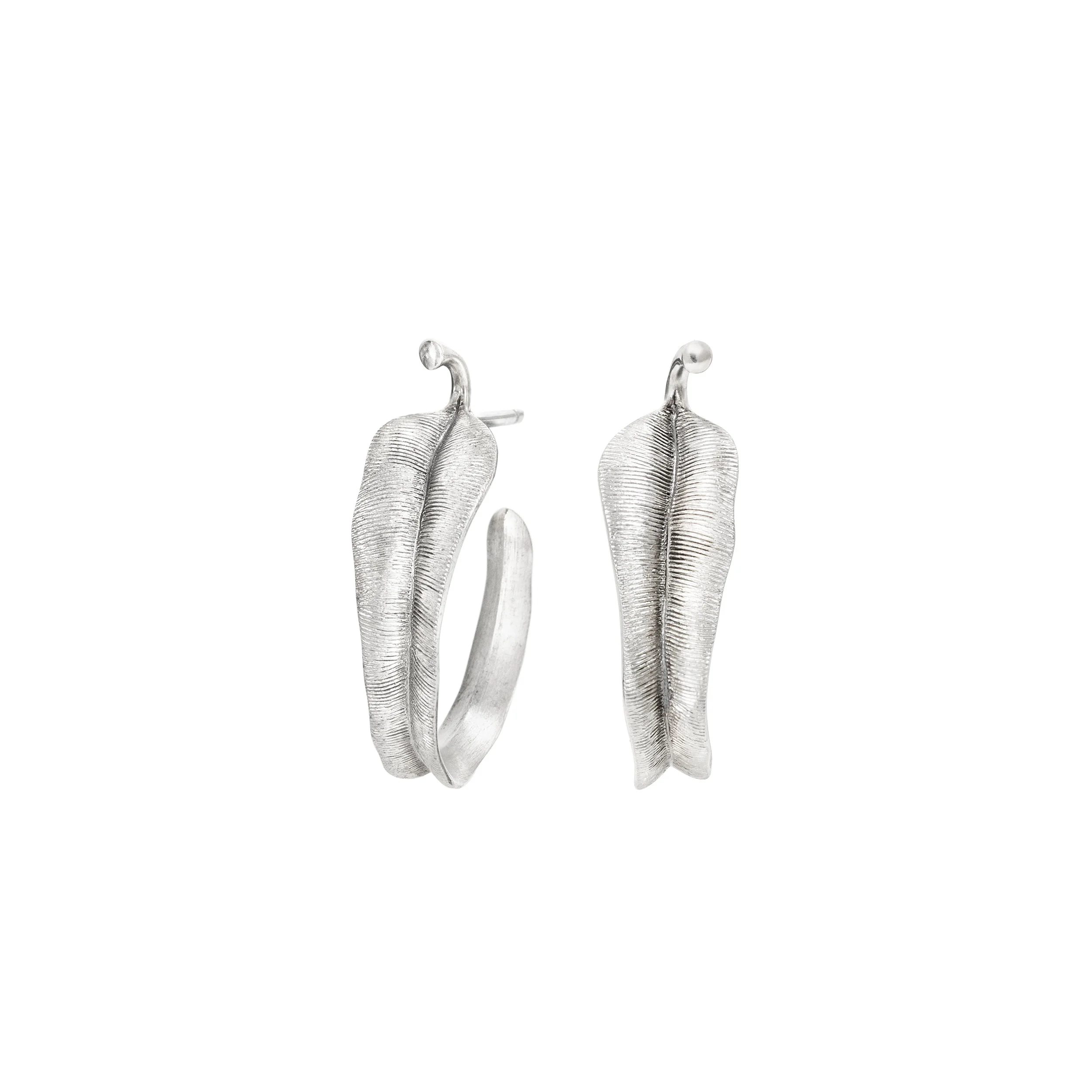 OLE LYNGGAARD - LEAVES (SMALL) ØRERINGER I STERLING SILVER 2.250,-