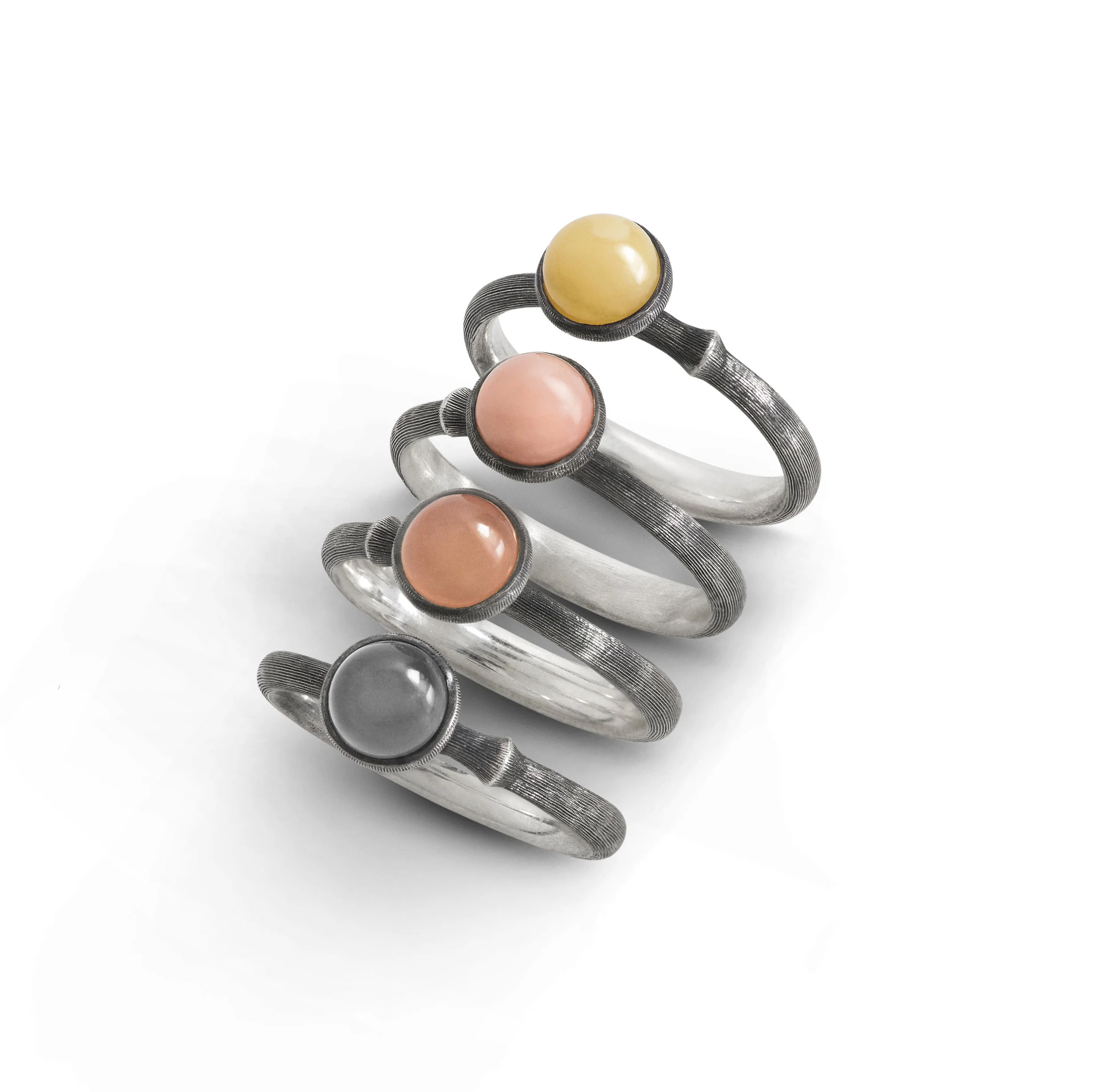 OLE LYNGGAARD - LOTUS 0 RINGER I STERLING SILVER 2.950,- pr ring