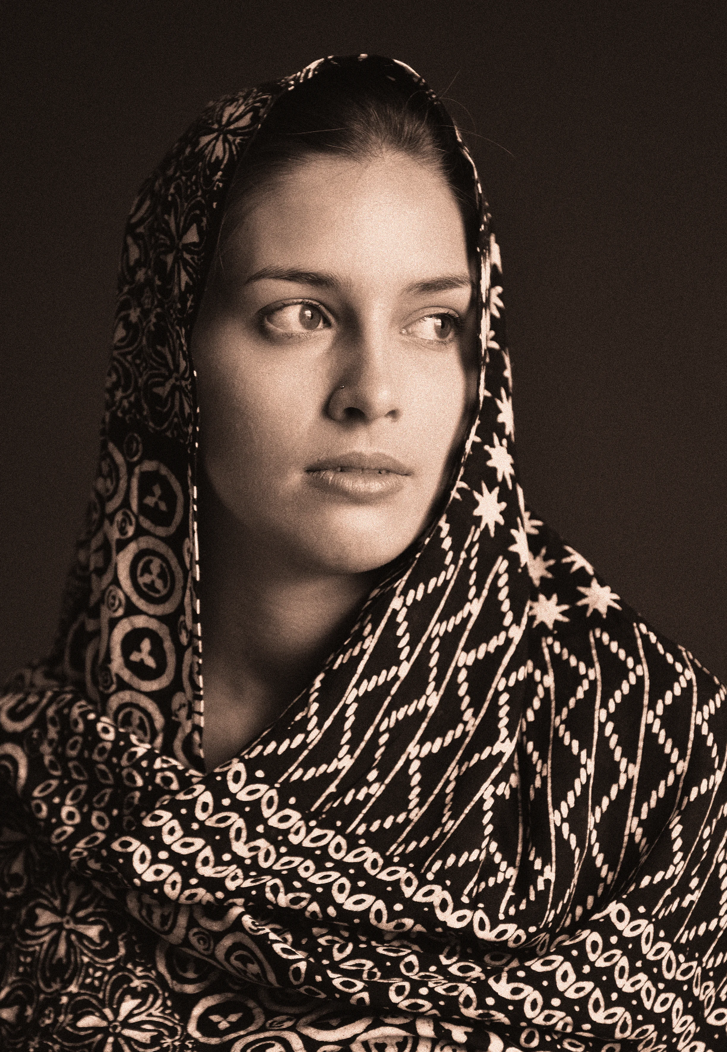 Kani headscarf