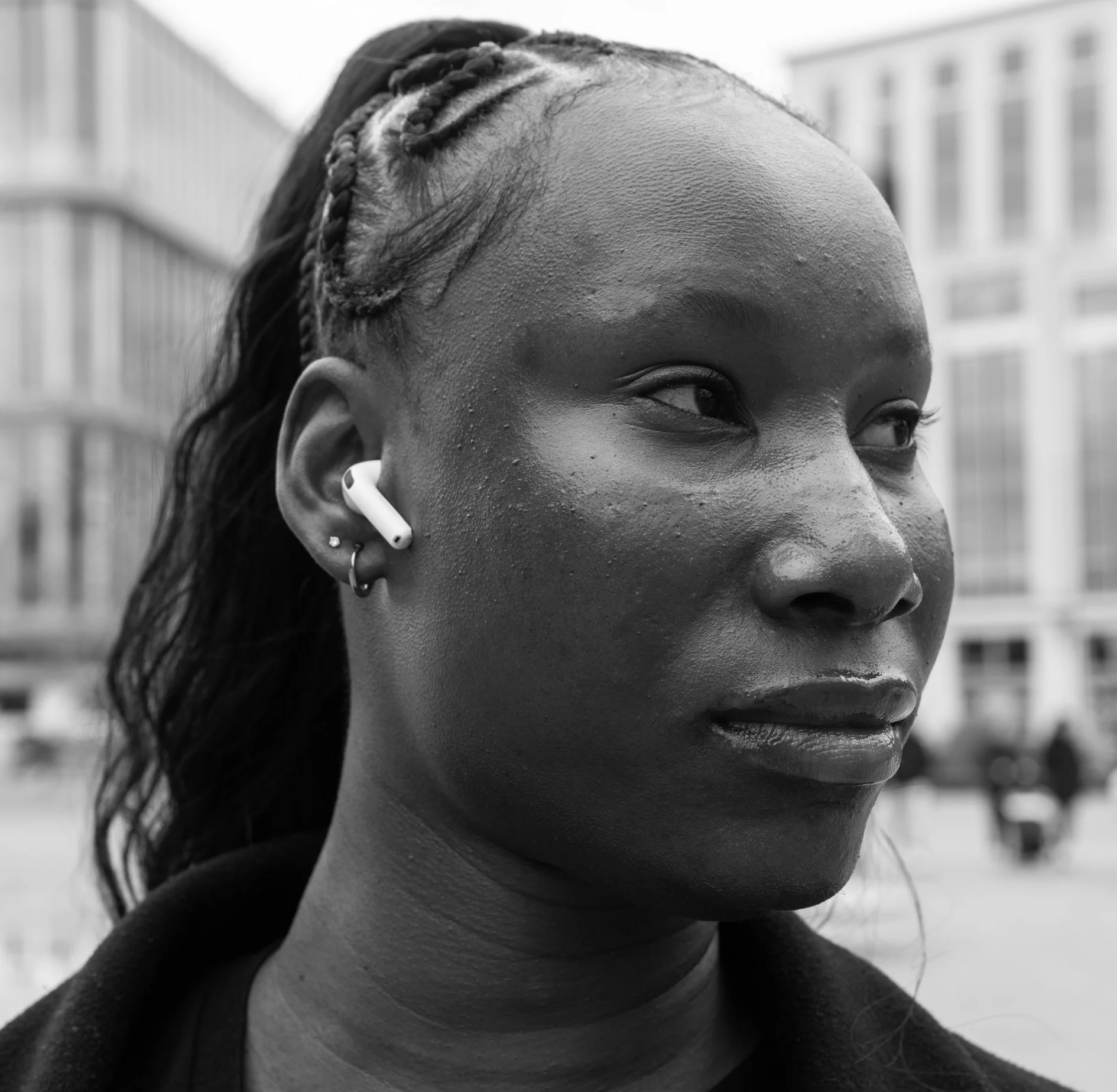 3384plaitedhair2bw.jpg