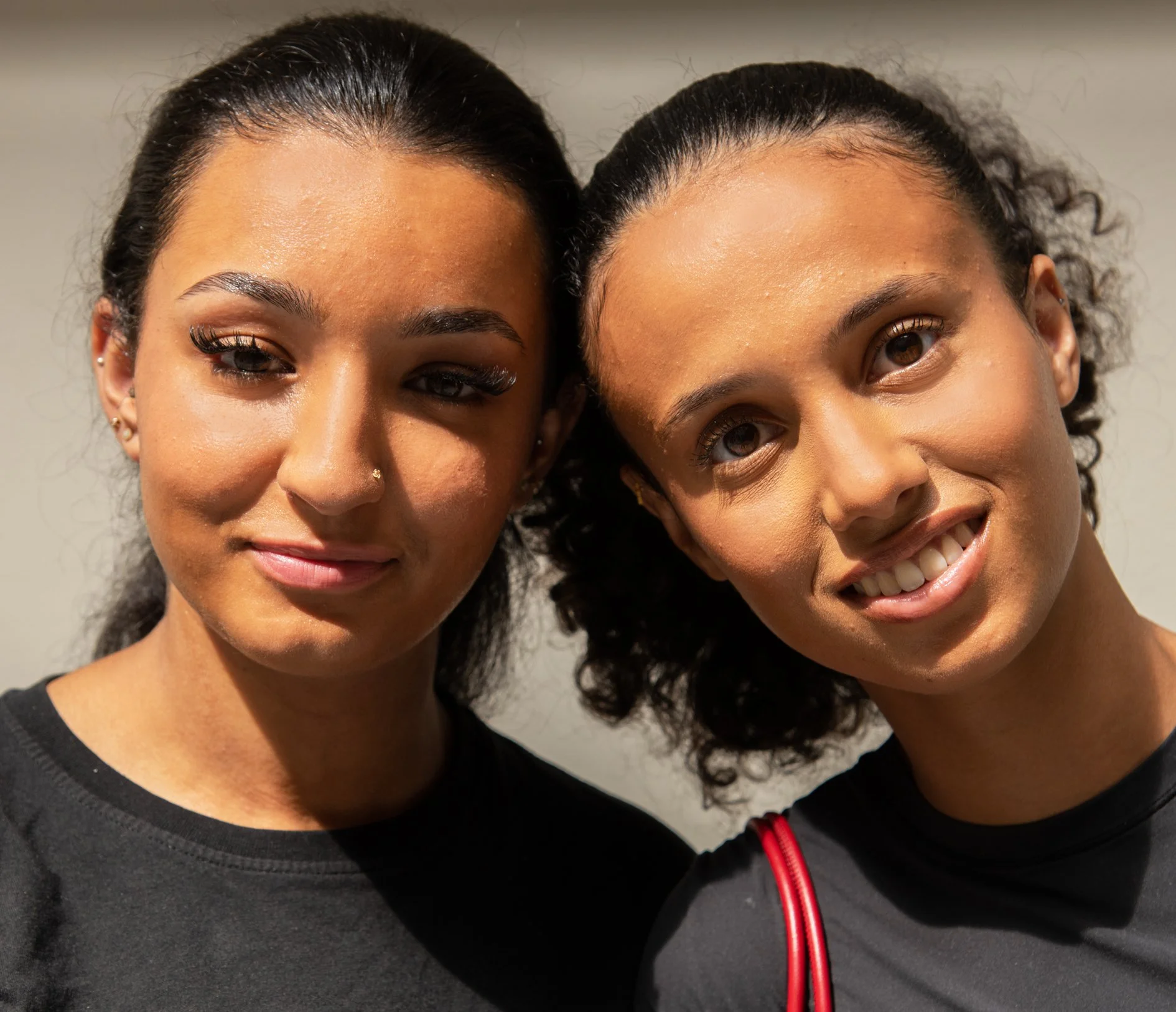 0906sisters2W.jpg