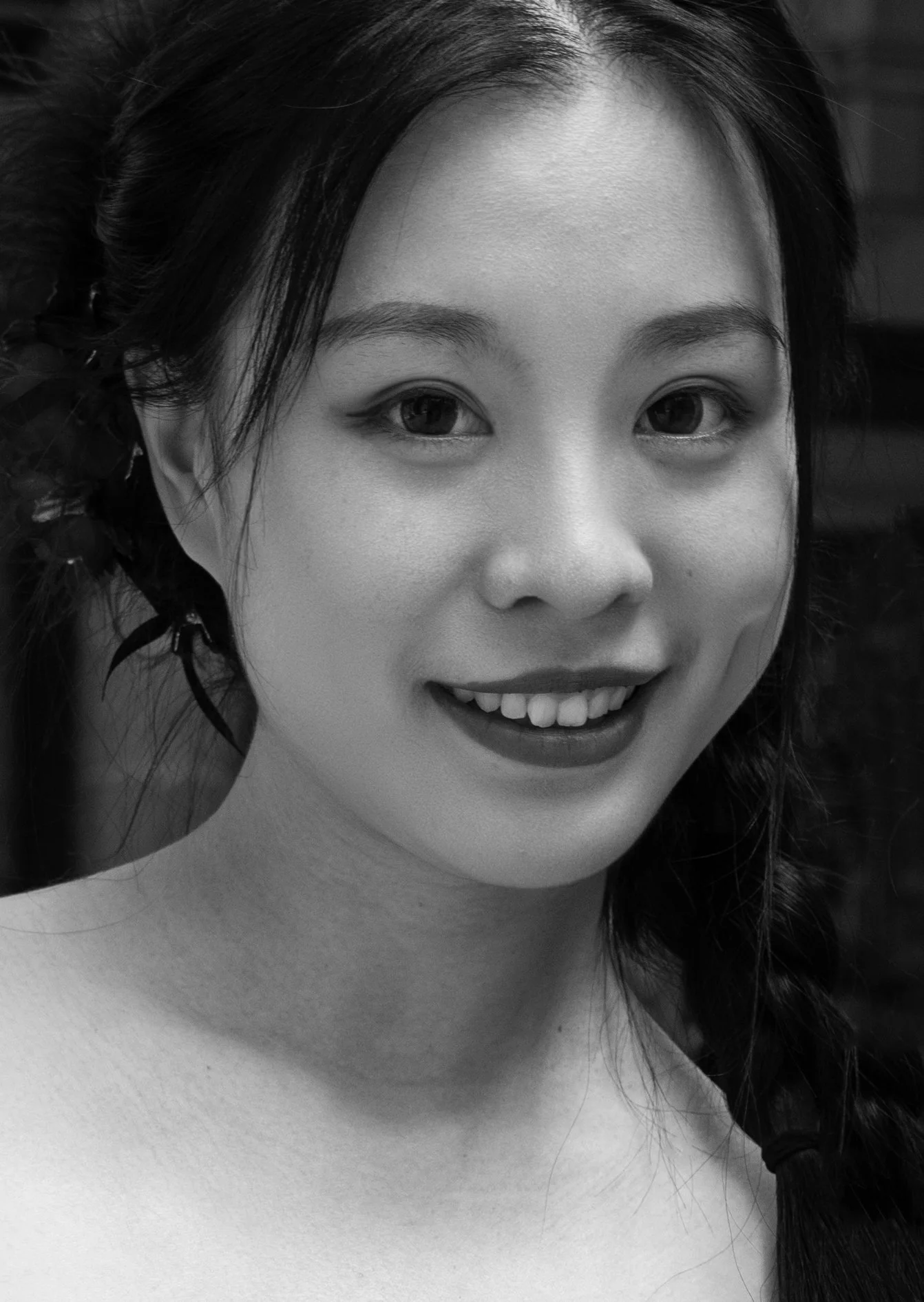 0913blackdressJapanesegirlbwW.jpg