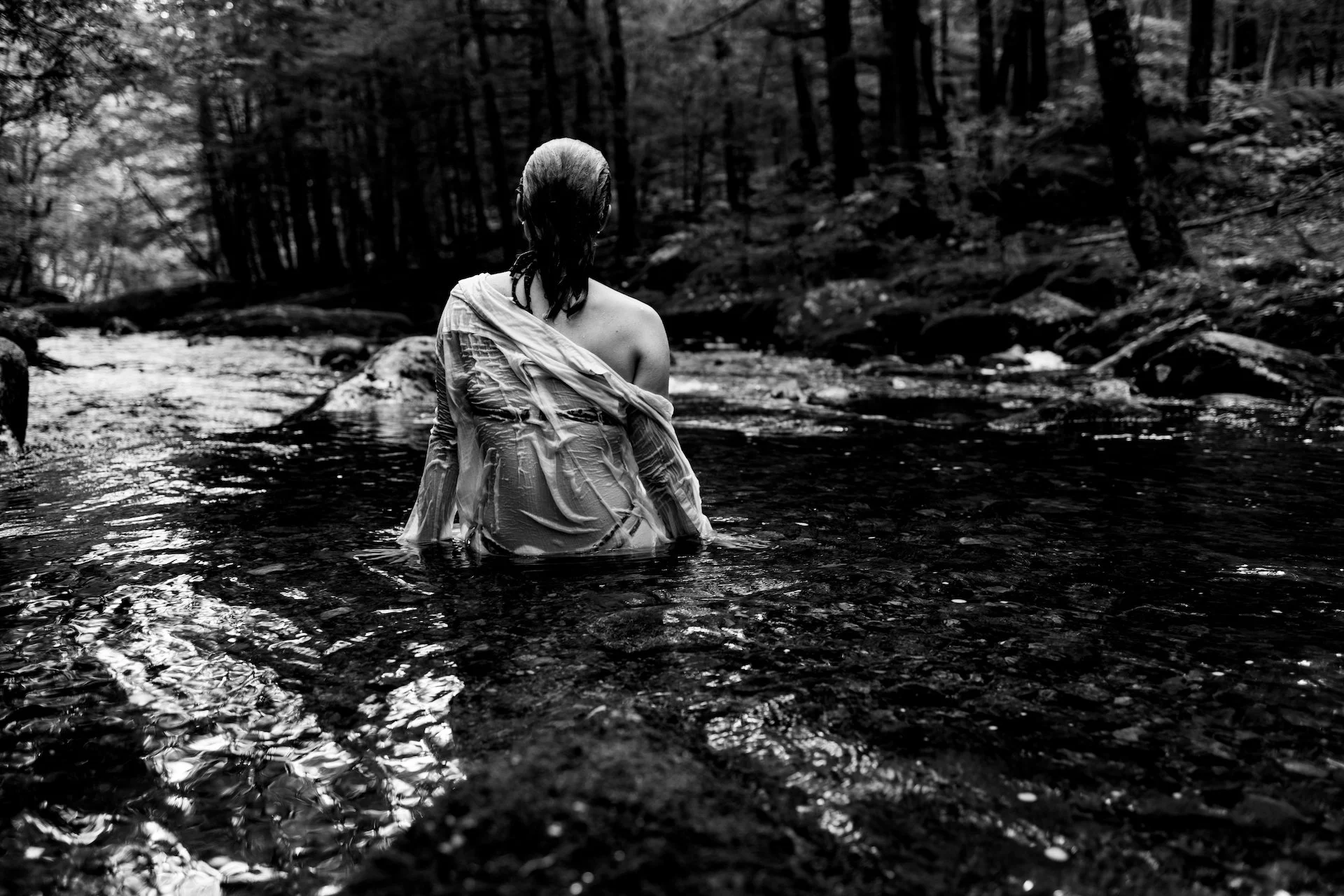 CT_Boudoir_Photographer_Water_Timefrozen.jpg