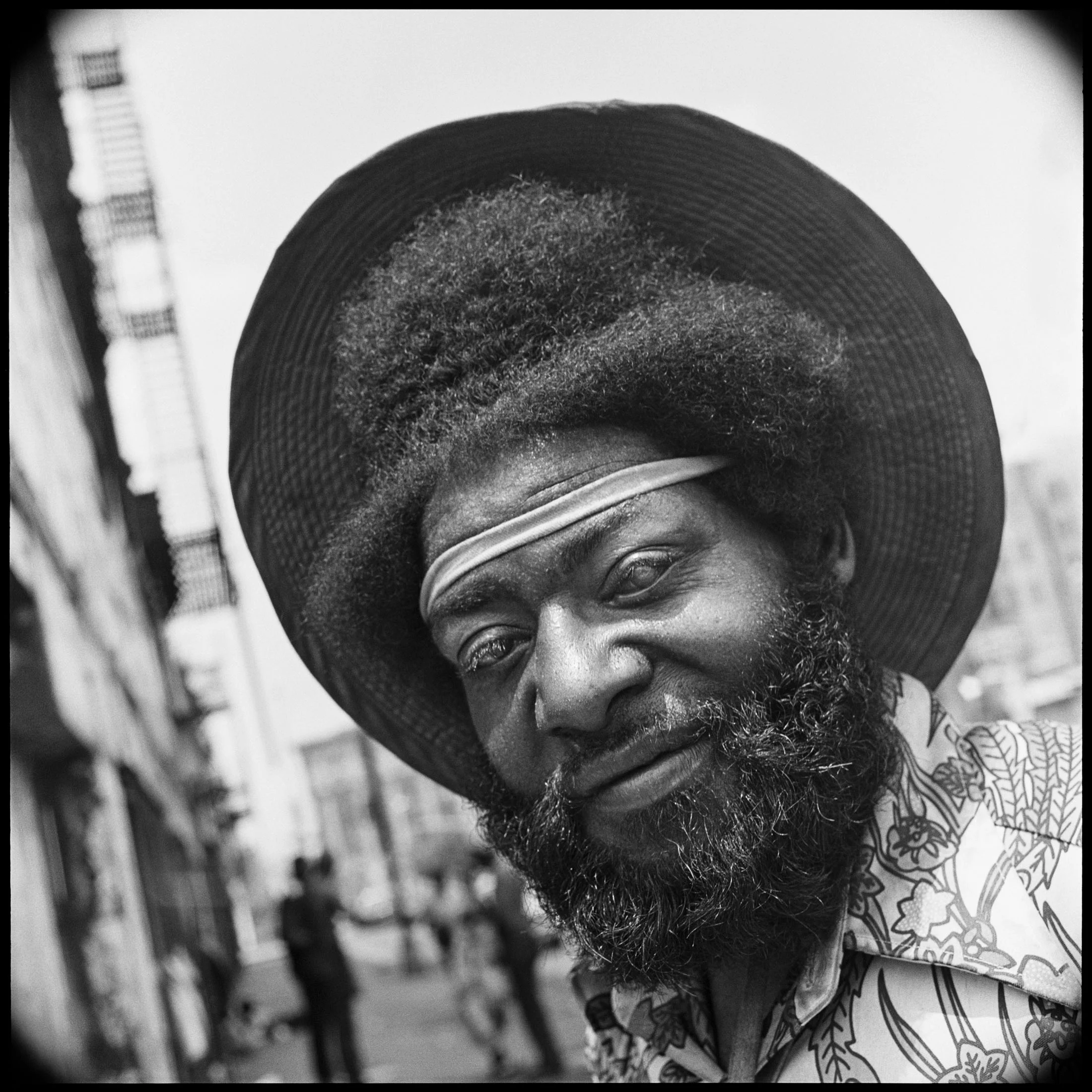 STREET_PORTRAITS_CHICAGO_NY_036_3_N_FLAT.jpg