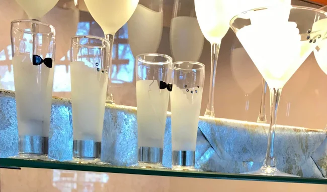 jennifer-lynn-interiors-12401-inspiration-kingston-ny-accessories-glassware