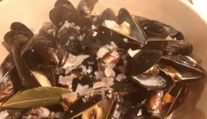 Mussels! A Tasty Thursday post