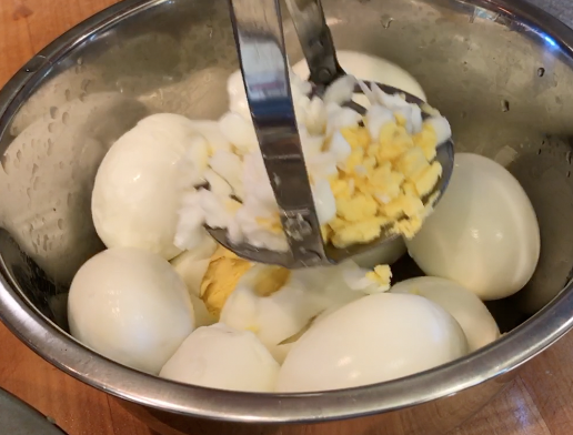 Egg salad - a Tasty Thursday video