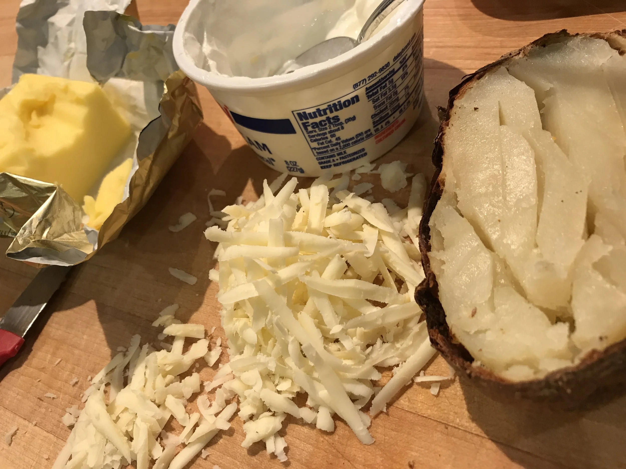 EAT THAT SKIN! (Baked potato perfection.) A Tasty Thursday post!