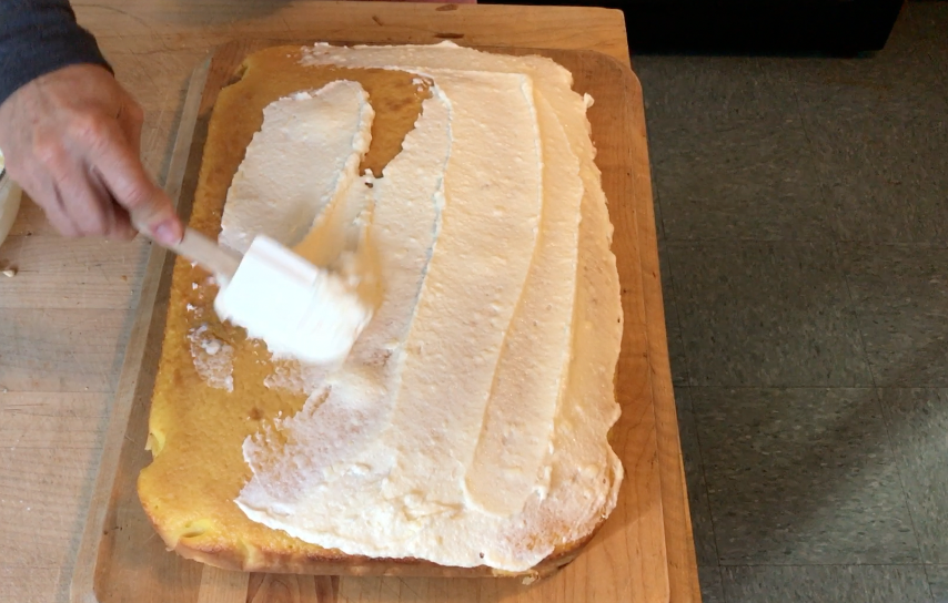 Homemade lemon icing - a Tasty Thursday post