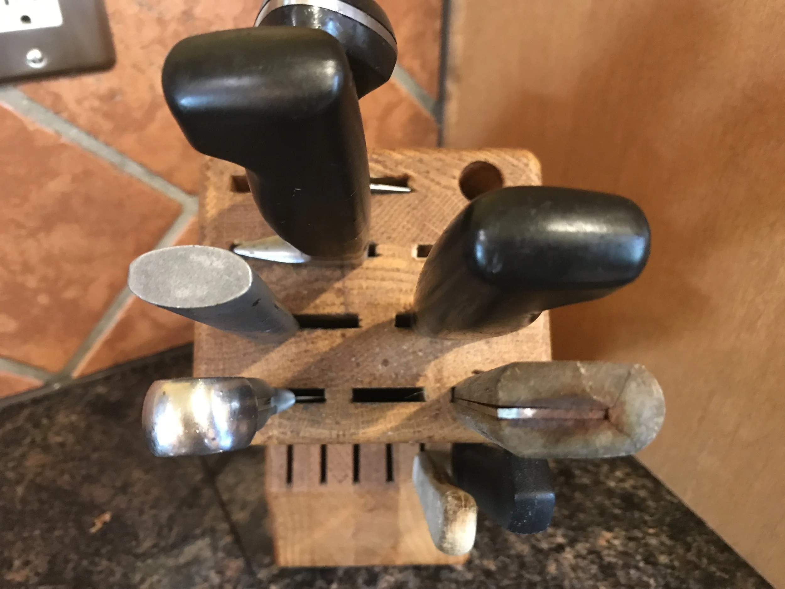 Sharpening knives - a Tasty Thursday video