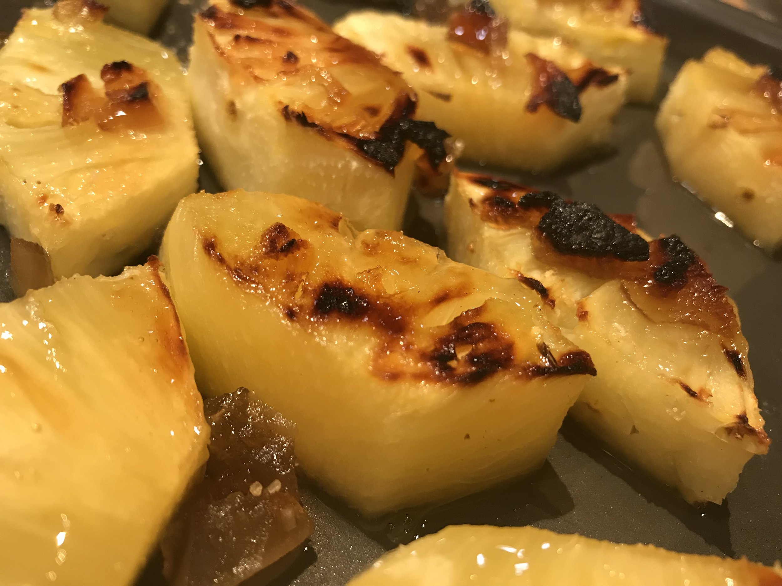 Caramelized pineapple - a Tasty Thursday video