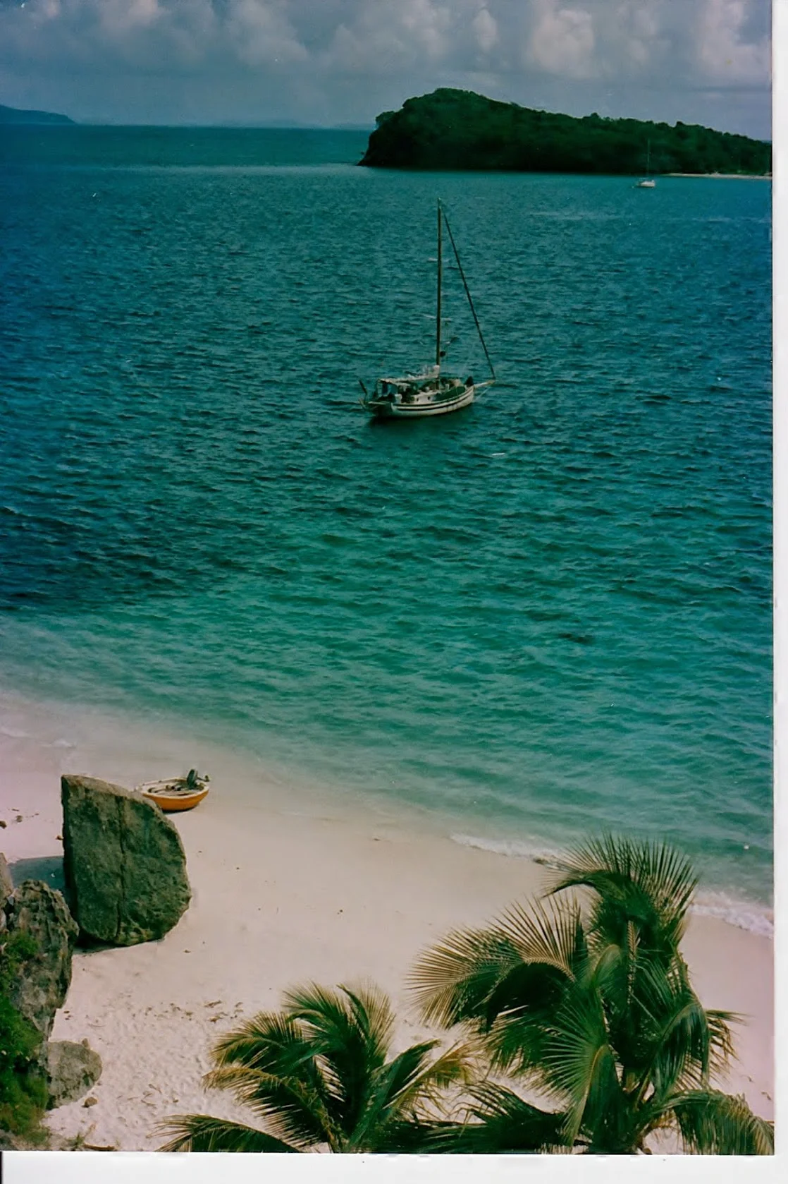See both dinghies?
