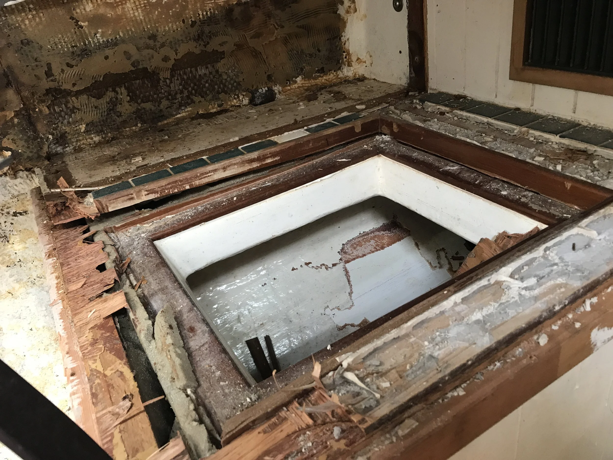 The Difference Between a Fridge and an Ice Box