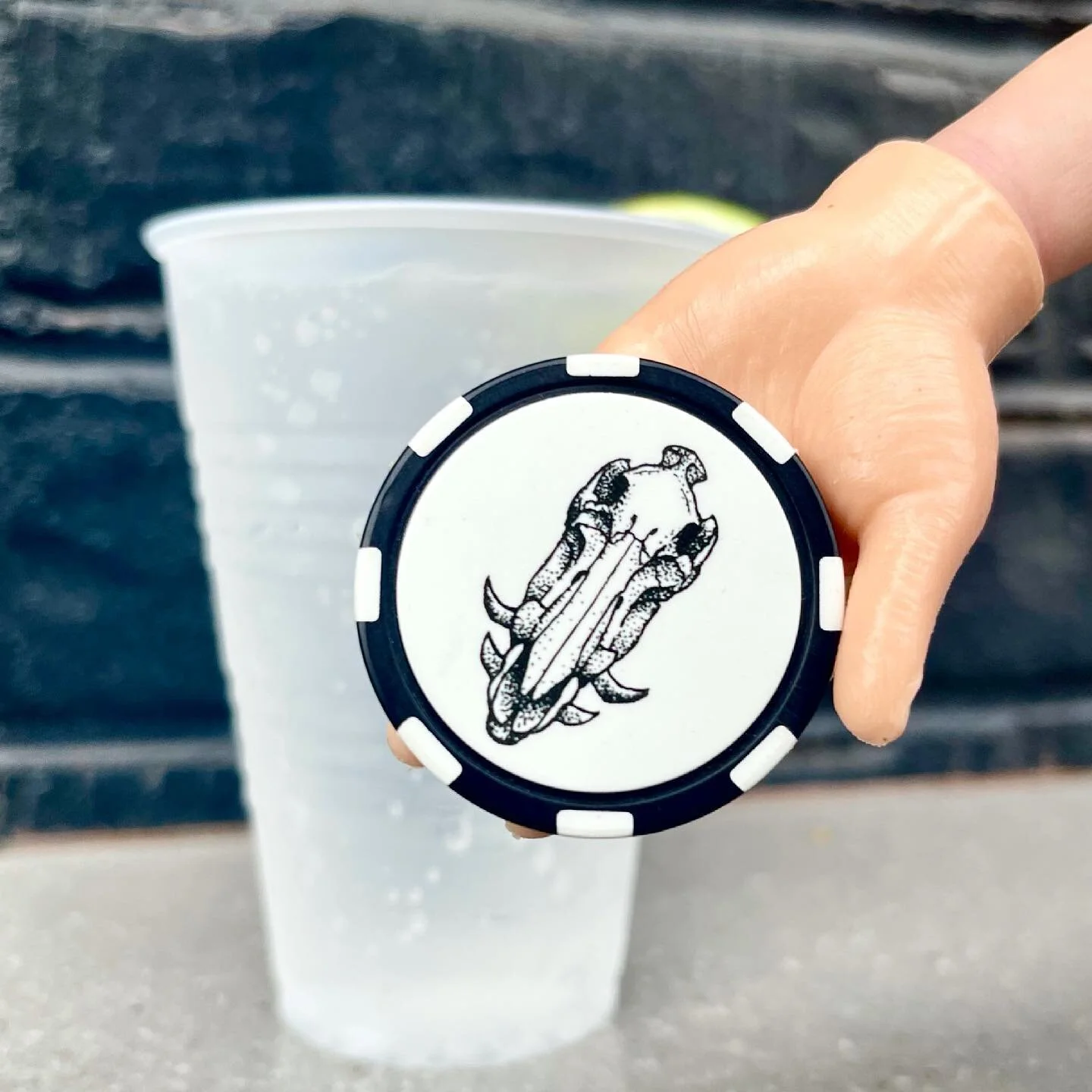 It&rsquo;s not the size of the hand that matters&hellip;it&rsquo;s the rip of the flip.
🙌🏽
FLIP NIGHT IS JUST A FEW HOURS AWAY. GUESS CORRECTLY LADIES IF YOU WANT THAT 1&cent; VODKA SODA WITH EXTRA LIMES.

&bull;
&bull;
&bull;

#baltimorebuzz #mybm
