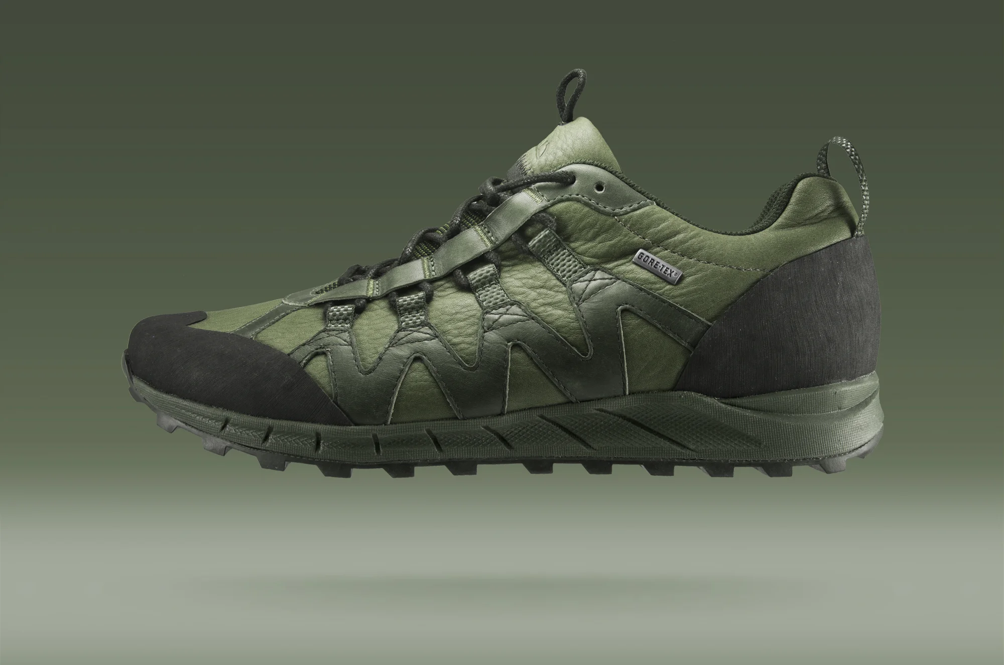 clarks-pacer-leather-side-green.jpg