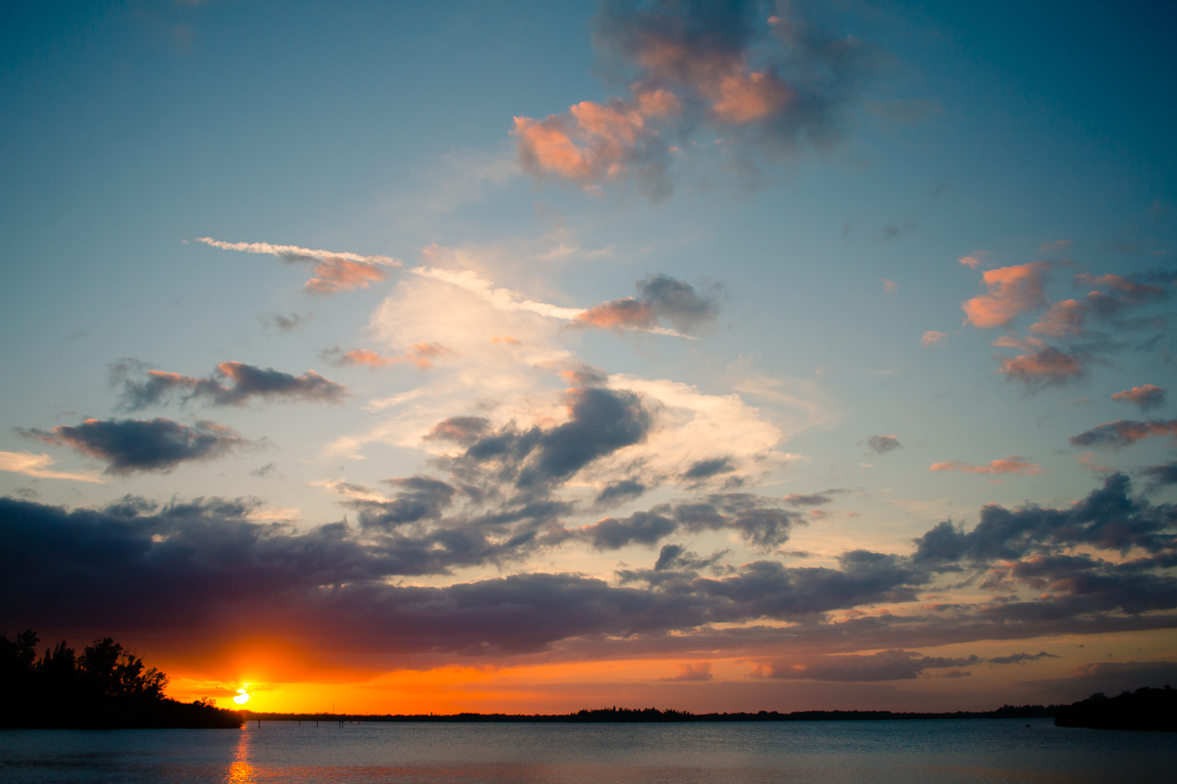 Sunset over Indian River Lagoon_ FlBoatRentals_natehphoto-7776.jpg