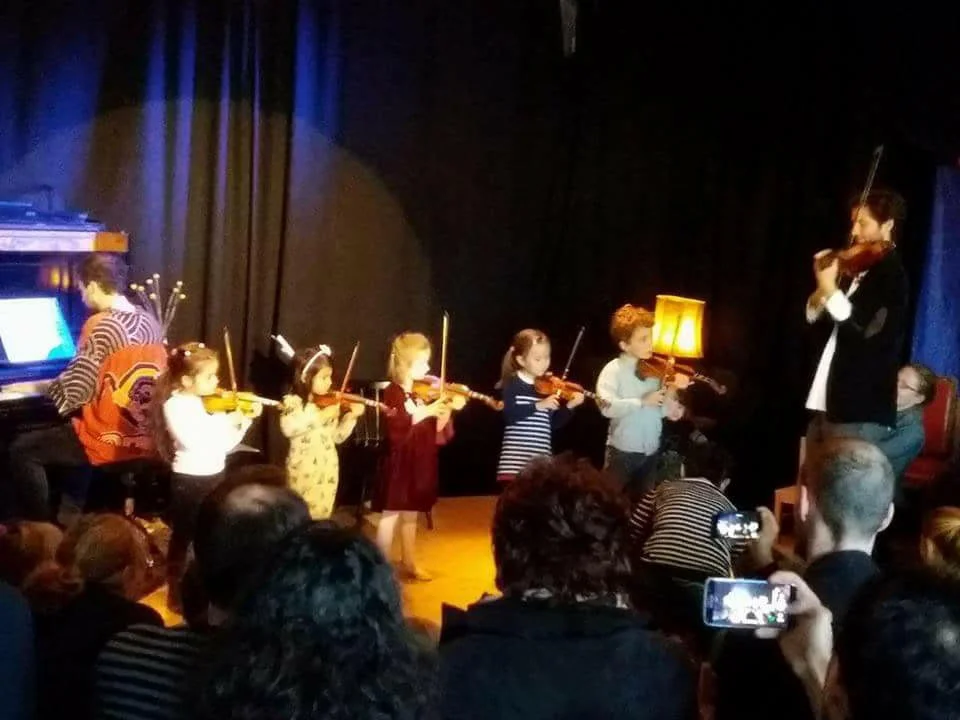 Eduard Marcet-Suzuki method violin lessons Amsterdam.jpg