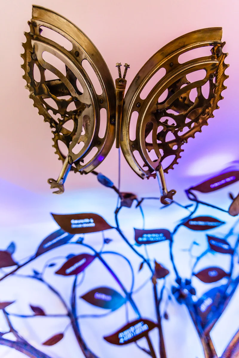 Cawley_2_dougy center tree of hope_10by18_$25000.jpg