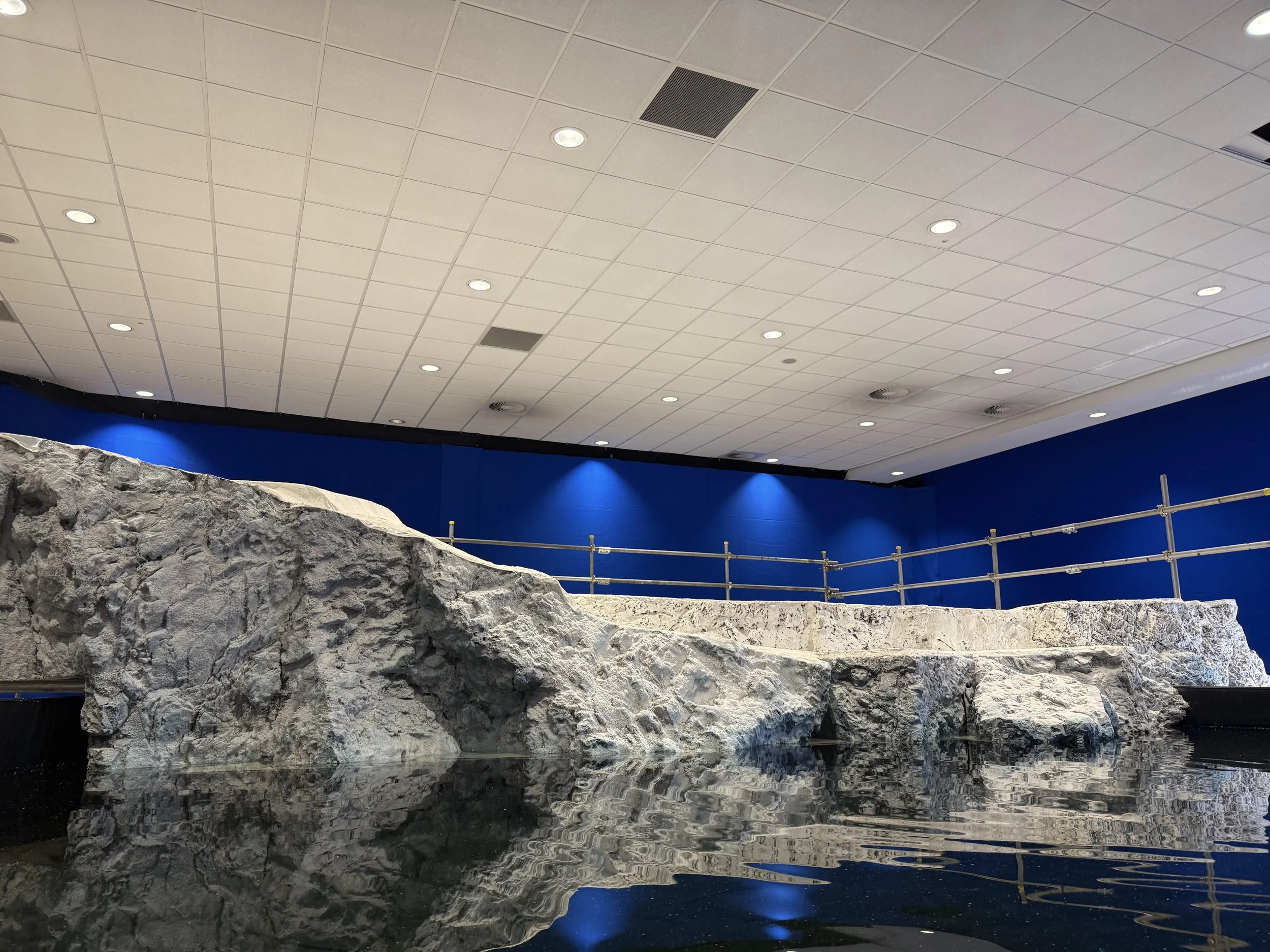 iceberg in bespoke water tank for filming