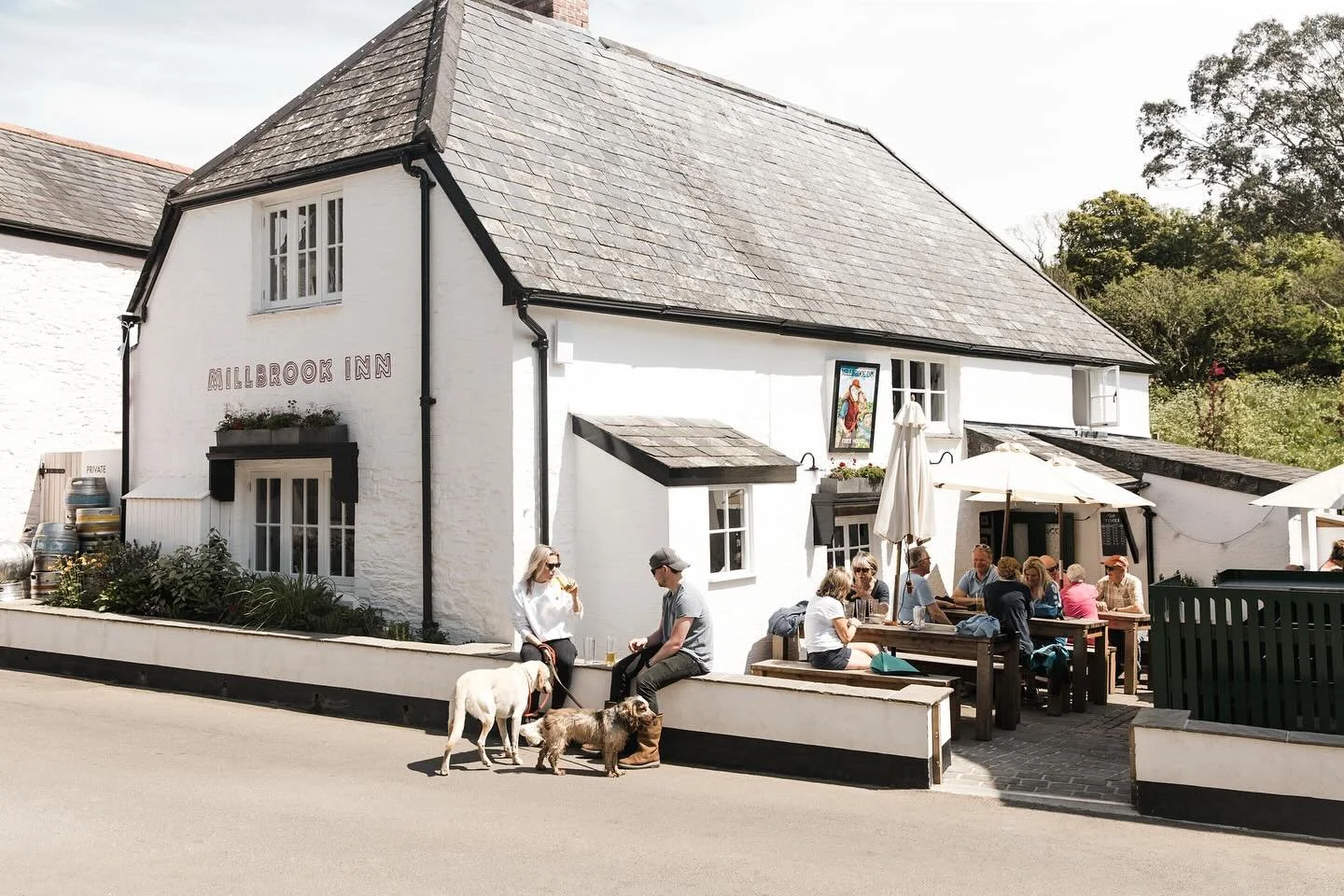 If you&rsquo;re fond of sand dunes and salty air, we have a rare discount up for grabs at @millbrookinnsouthpool, as part of campaign to raise funds for a new book about Dartmoor&rsquo;s artisan community. 

Not only will you be getting a brilliant d