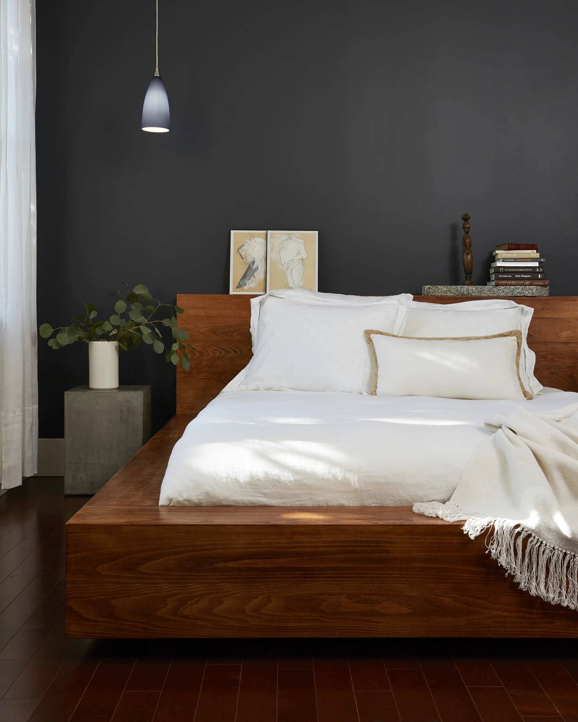 Bedroom_5628.jpg
